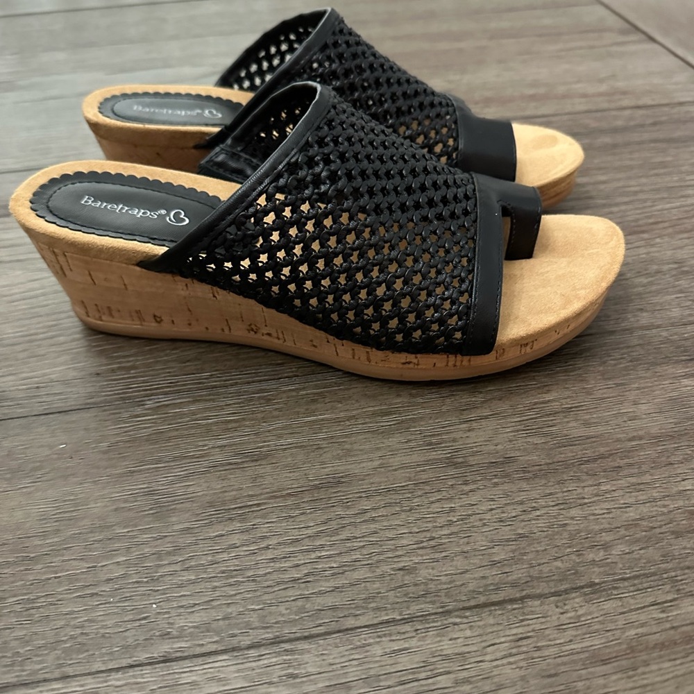 BareTraps Black Wedge Sandals with Perforated Design